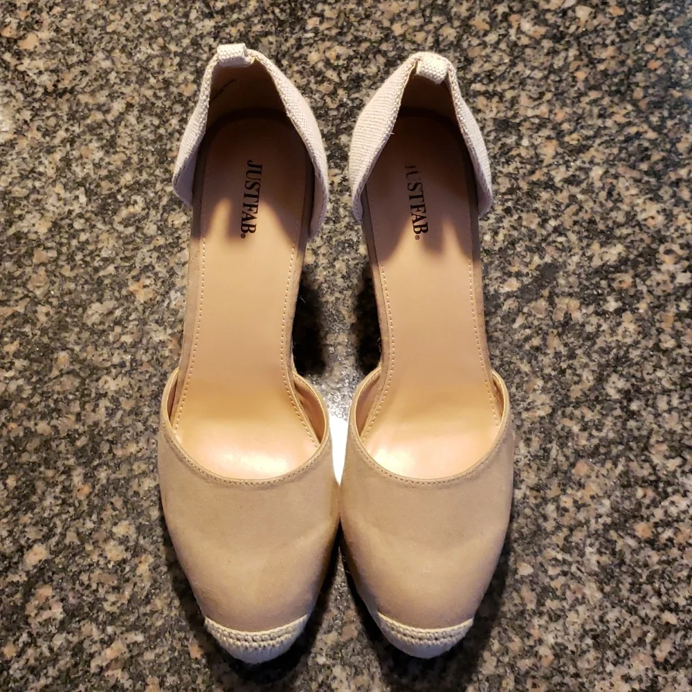 ♦️♦️ SOLD ♦️♦️ JustFab Wedge Heel - Picture 6 of 9